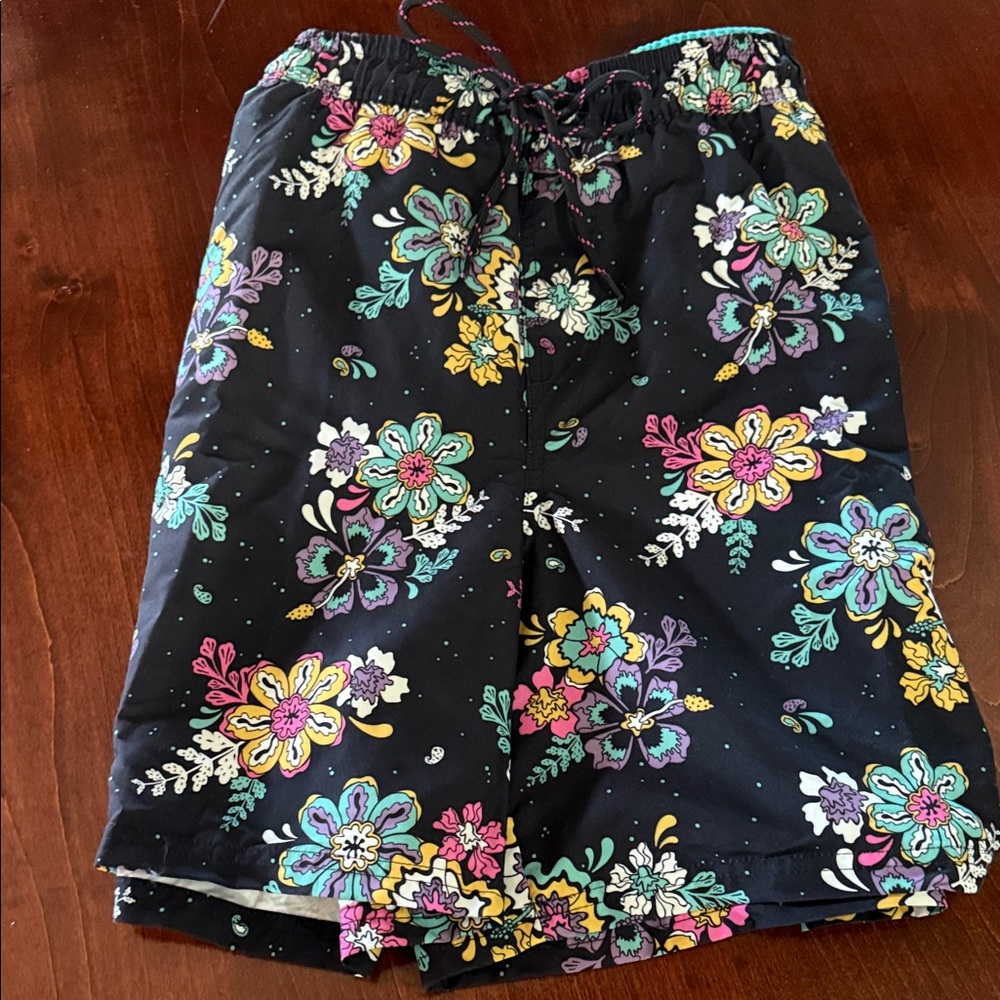 No Boundaries Black Floral Swim ShortsXL, NWT